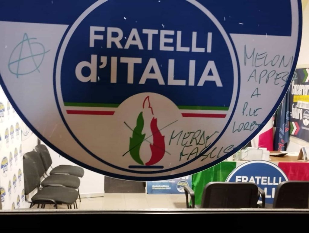 Sede Di Fratelli D Italia Ancora Presa Di Mira Dai Vandali Il Quarto